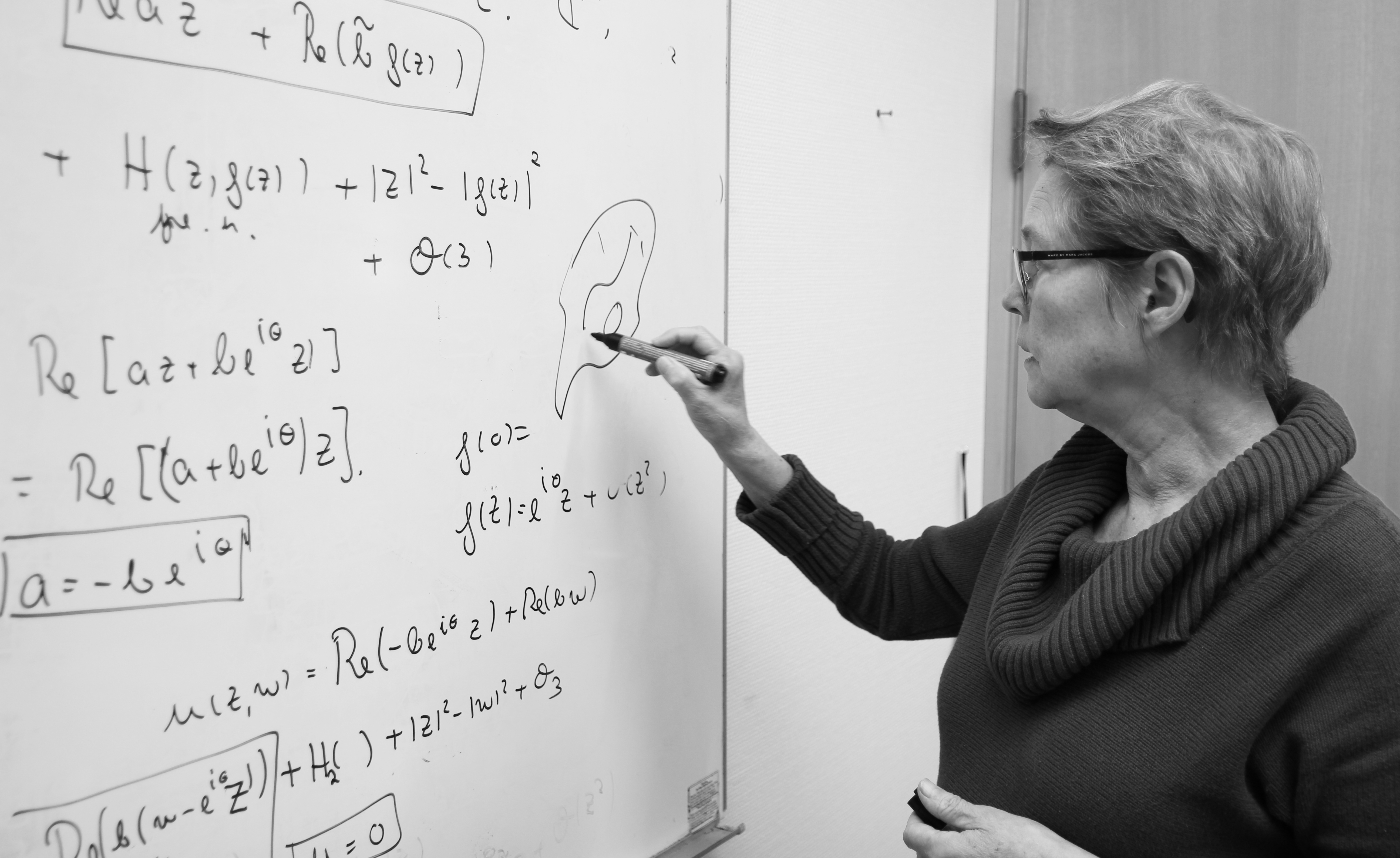 – Maths is a sort of mind game, Berit Stensønes says. Here she is in her office at CAS Oslo where she stays for one year as group leader for the maths project 2016/2017. Photo: Centre for Advanced Study, CAS Oslo